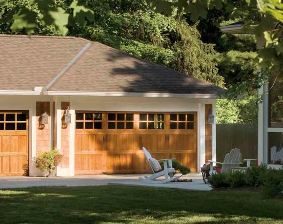 House with Overhead Door in OKC, Oklahoma City, Edmond, Yukon, Mustang, El Reno & Surrounding Areas